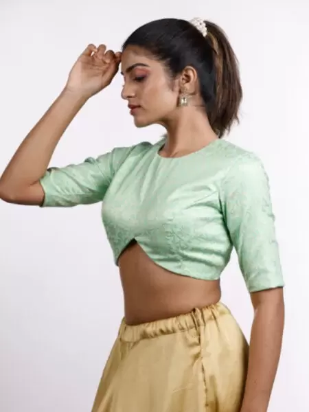 Glaze Cotton Close Neck